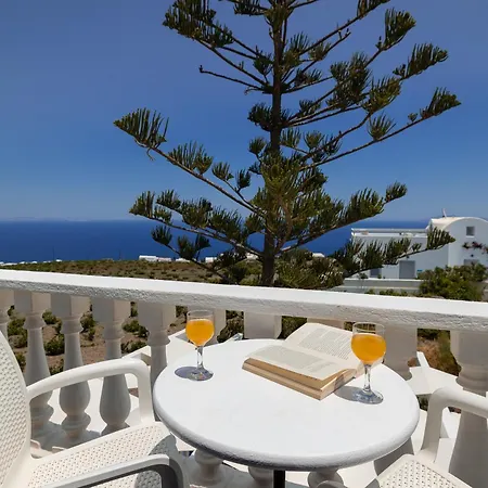 Happening Guest house Imerovigli (Santorini)