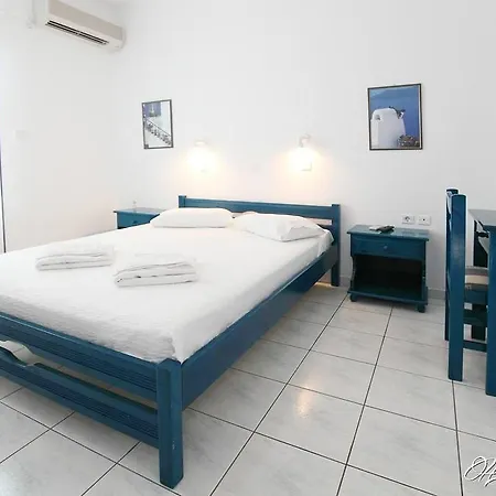 Guest house Happening Imerovigli (Santorini)