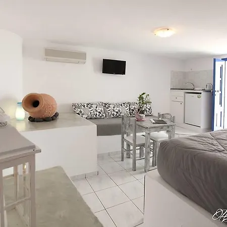 Guest house Happening Imerovigli (Santorini)
